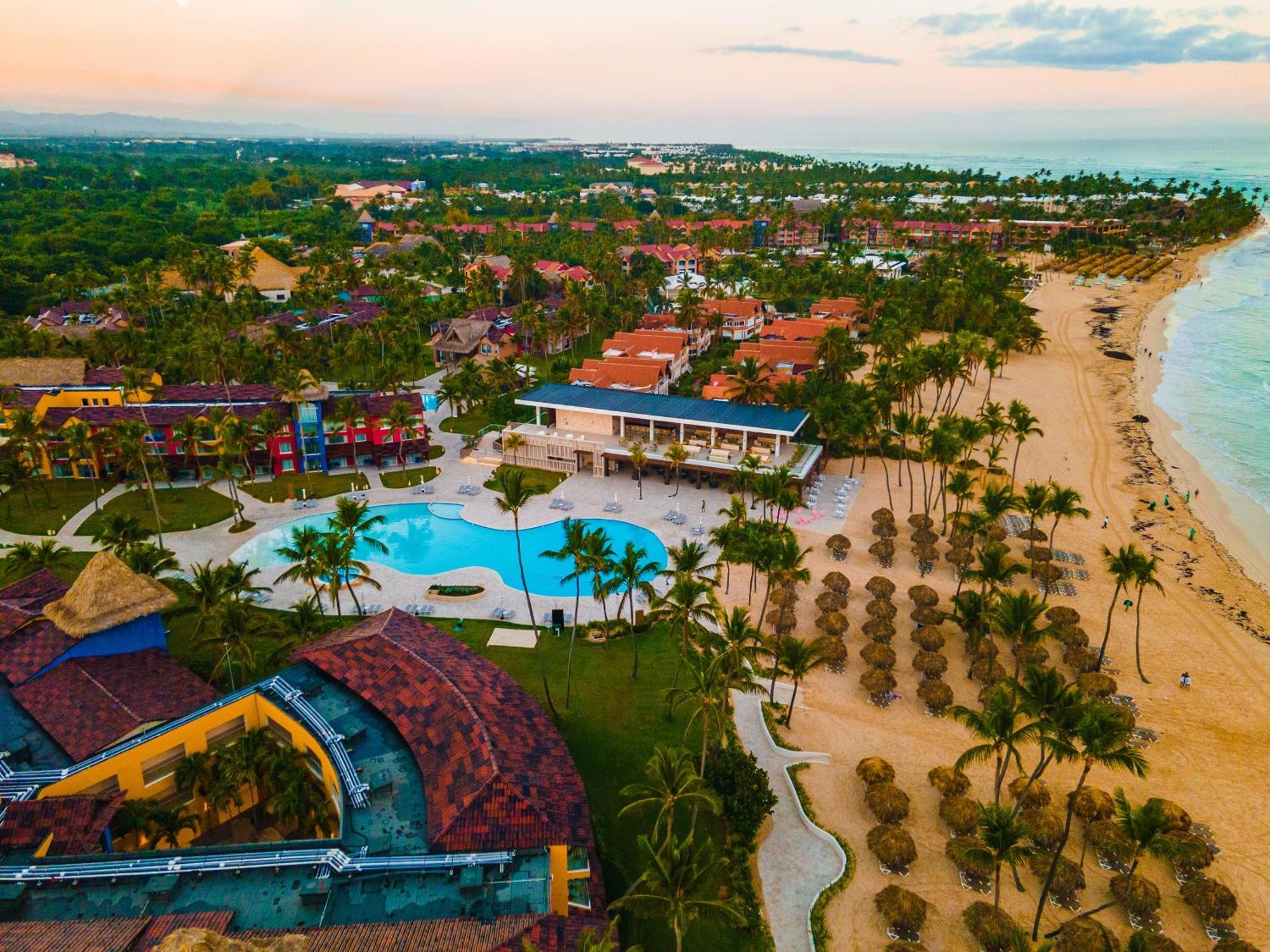 Tropical Deluxe Princess Punta Cana Bagian luar foto